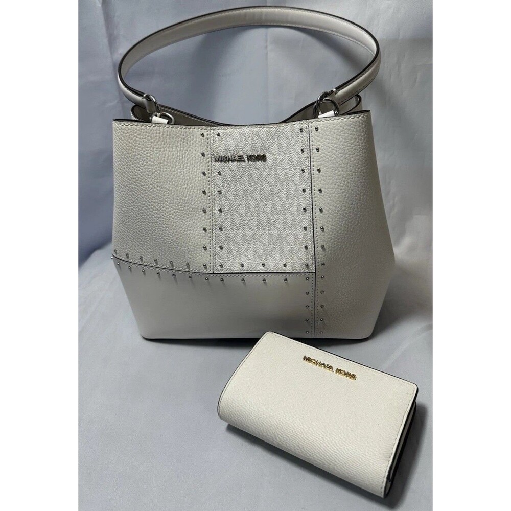 Michael Kors MK Signature Studded Shoulder Bag + Wallet White Set Medium Purse - Picture 2 of 16